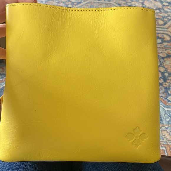 Patricia Nash Yellow Leather Ledra Bucket Purse Bag with Crossbody Strap - Picture 9 of 9